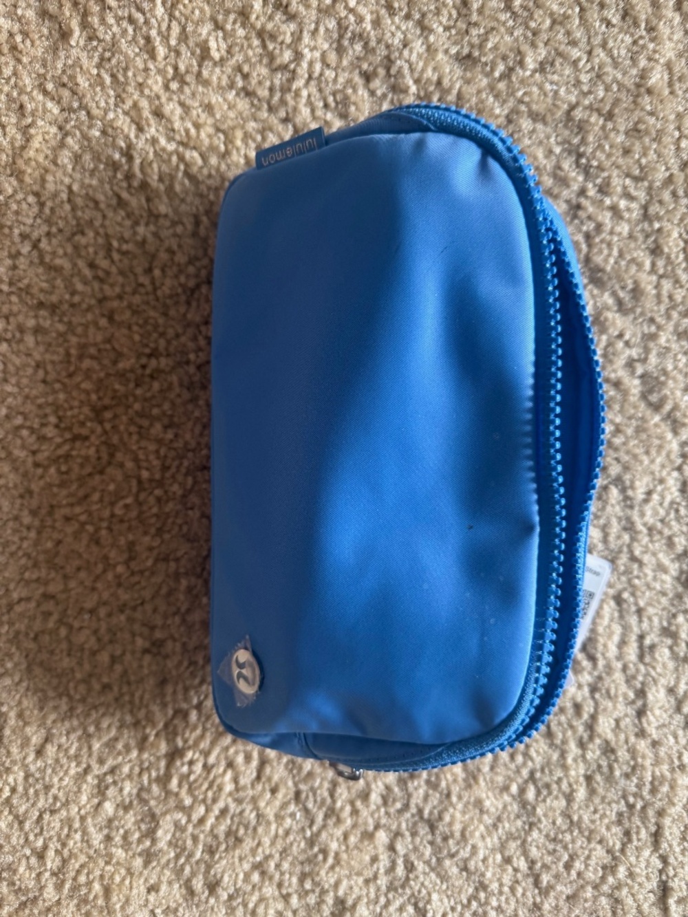Lululemon POOL belt bag. NWT